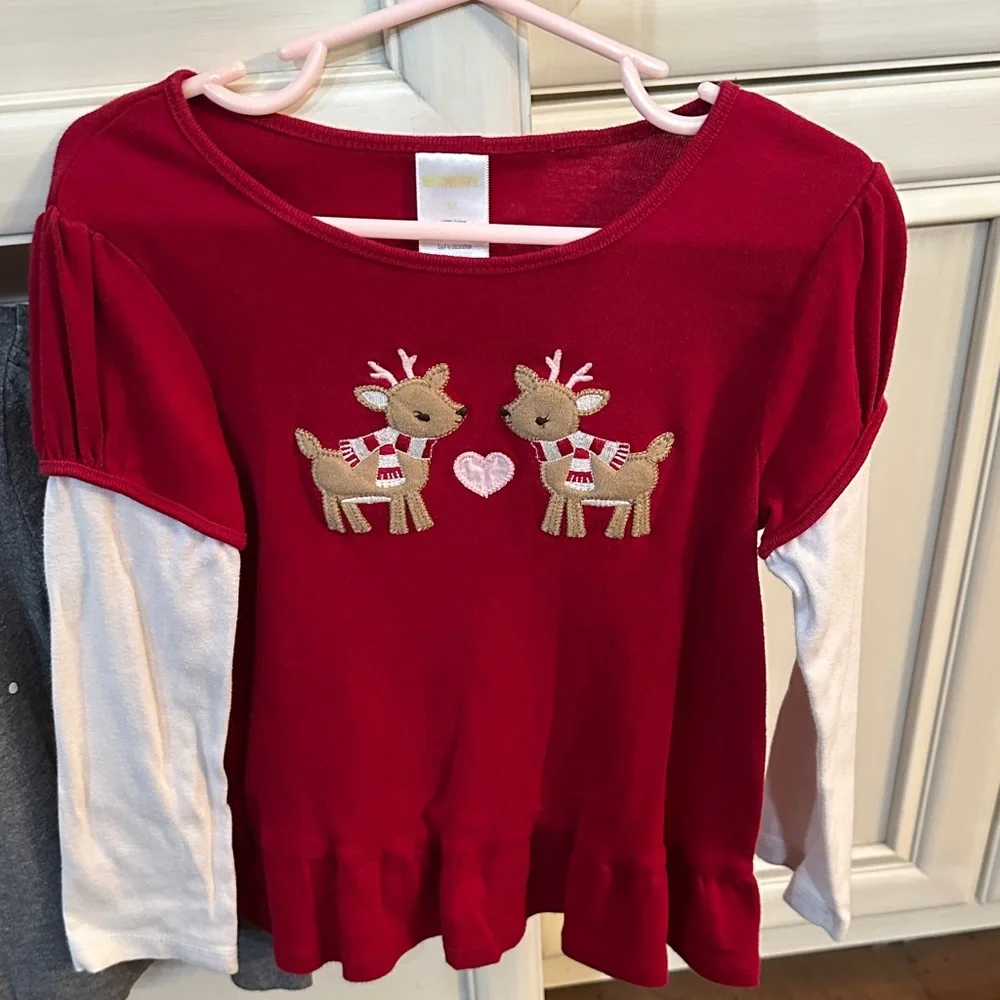 EUC Bundle of three Gymboree and Children’s Place Holiday Long Sleeve Tees,4T